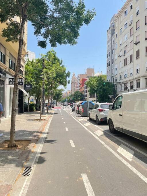דירות ולנסיה Centrico Cerca Al Ayuntamiento+Luminoso+Acogedor מראה חיצוני תמונה